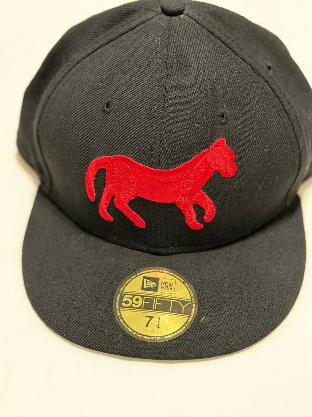 New Era Cooperstown Collection Black Red Fitted Cap Size 7 1 4 Vintage